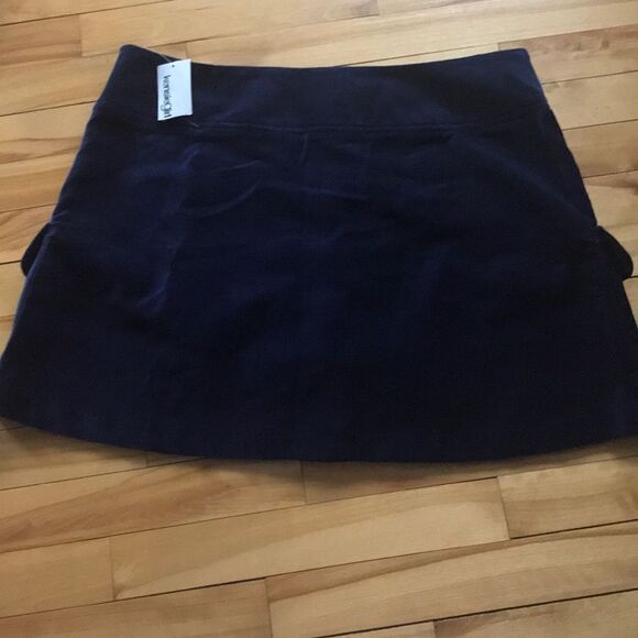kensiegirl navy velour skirt. NWT. Size 11 - Picture 3 of 3